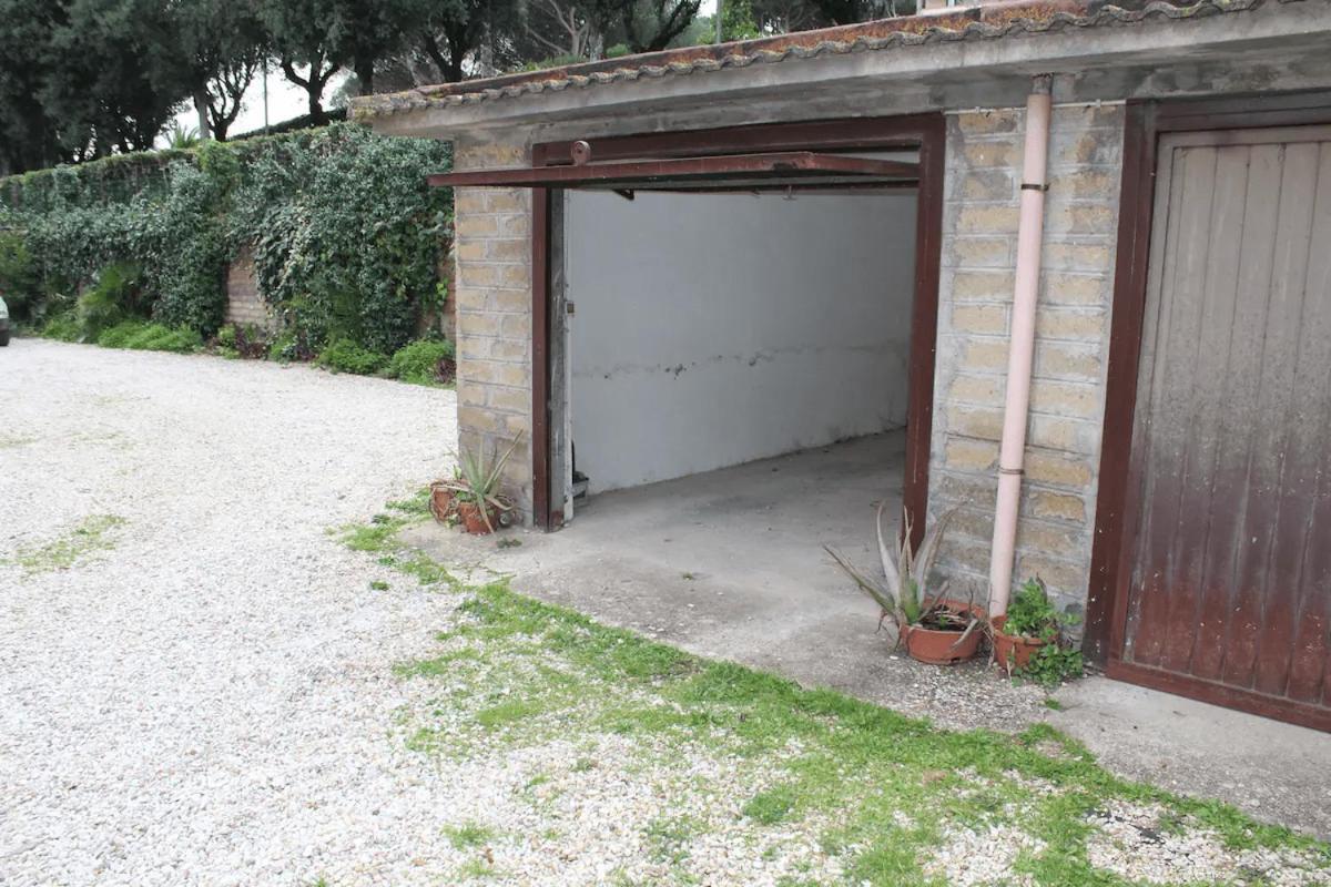 Spazioso Appartamento Castel di Leva Zewnętrze zdjęcie