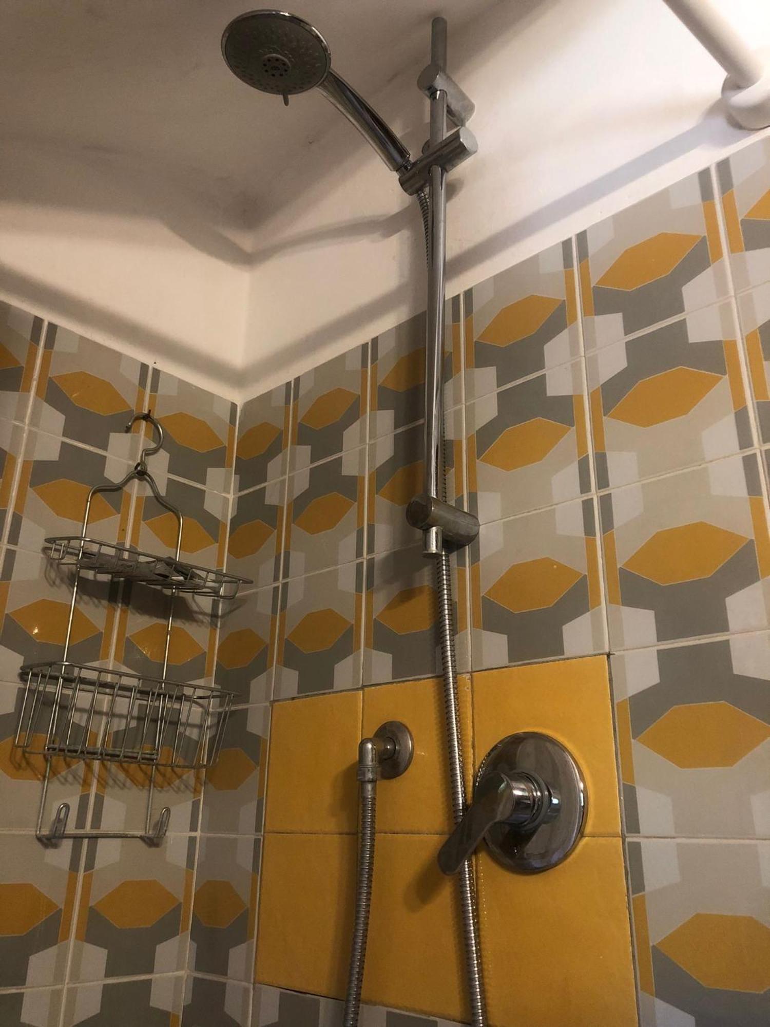 Spazioso Appartamento Castel di Leva Zewnętrze zdjęcie